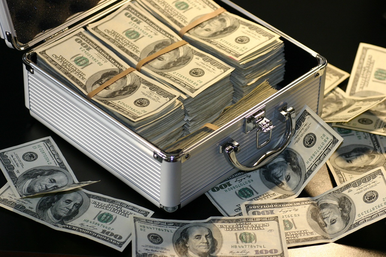 money dollars success 1428594.jpg